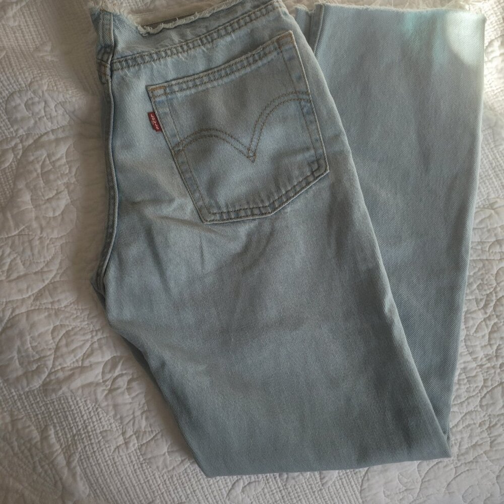 Levis wedgie straight